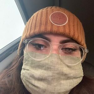 Meet your Posher, Layal